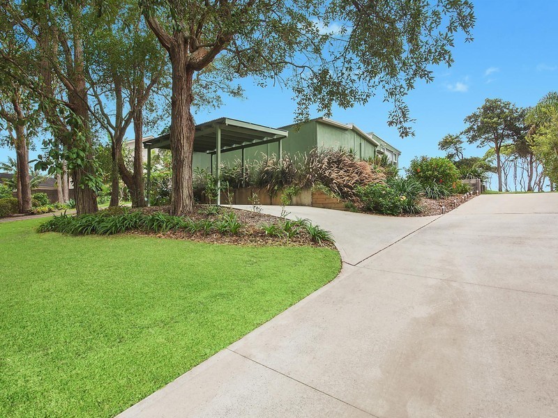 4 Tramway Road, North Avoca NSW 2260
