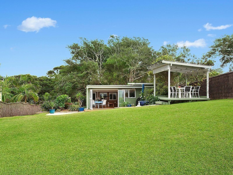 4 Tramway Road, North Avoca NSW 2260