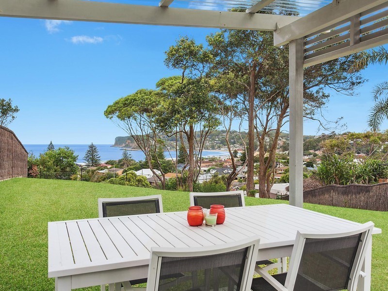 4 Tramway Road, North Avoca NSW 2260