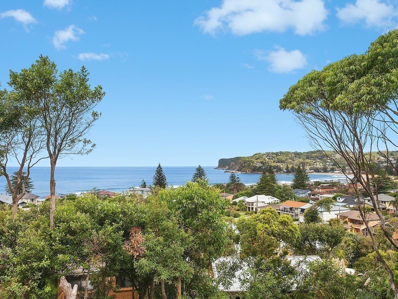 4 Tramway Road, North Avoca NSW 2260