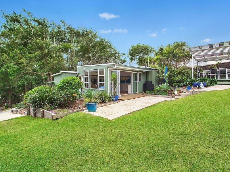 4 Tramway Road, North Avoca NSW 2260