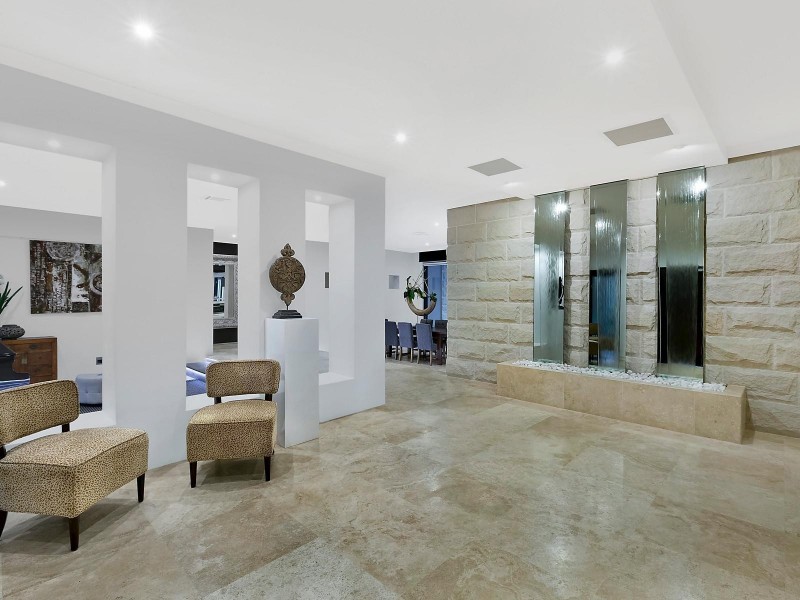 8/217 Oak Road, Matcham NSW 2250