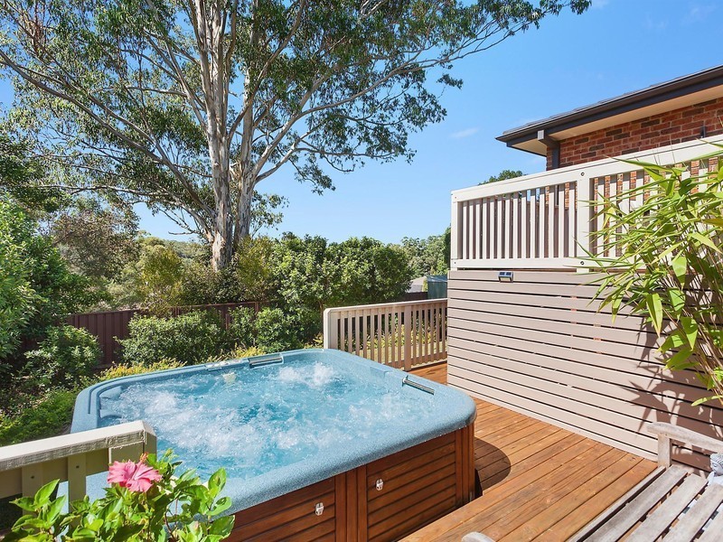 11 Narelle Close, Lisarow NSW 2250