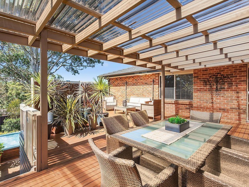 11 Narelle Close, Lisarow NSW 2250