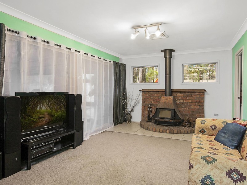 13 Kanowna Road, Warnervale NSW 2259