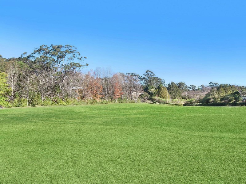 18 Erina Valley Road, Erina NSW 2250