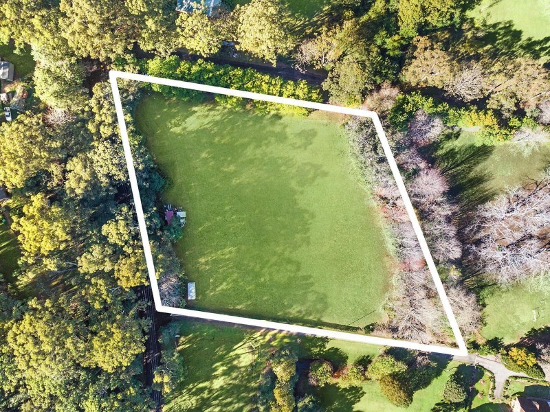 18 Erina Valley Road, Erina NSW 2250