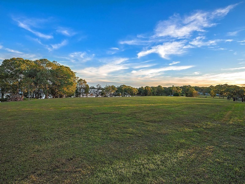 11 Rocky Point Road, Eraring NSW 2264