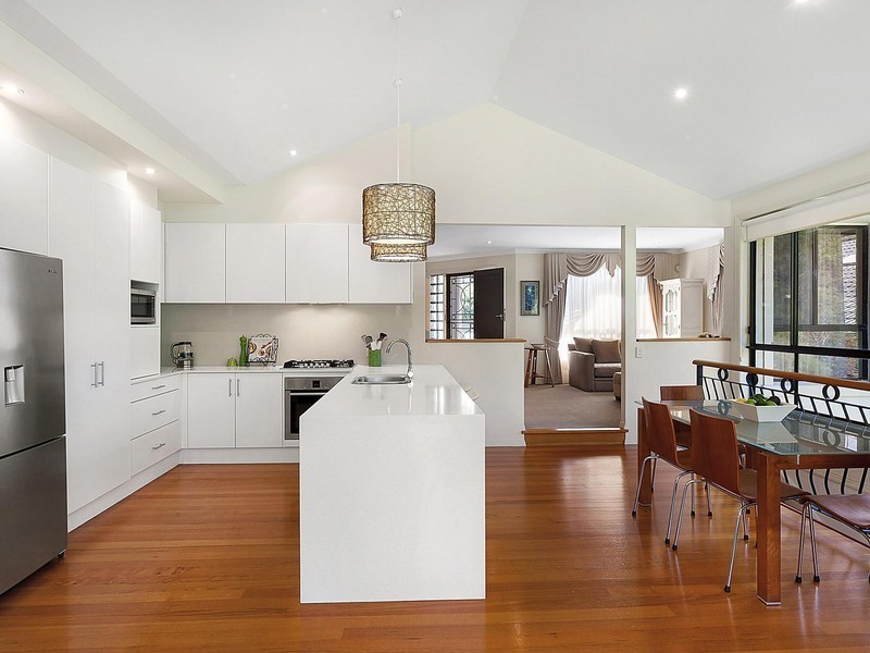 31 Thames Drive, Erina NSW 2250