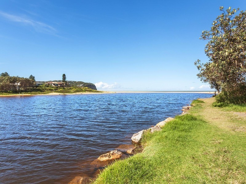 9 Three Points Avenue, Macmasters Beach NSW 2251