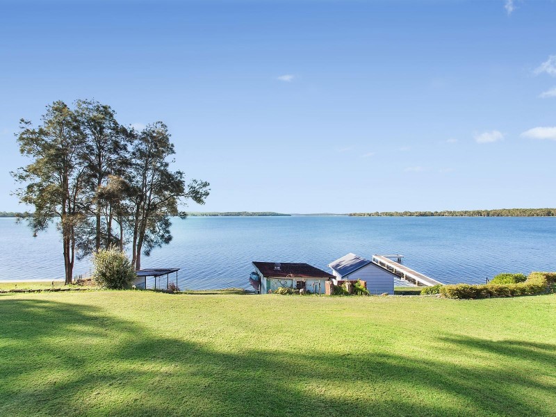 16 Scott Road, Mannering Park NSW 2259