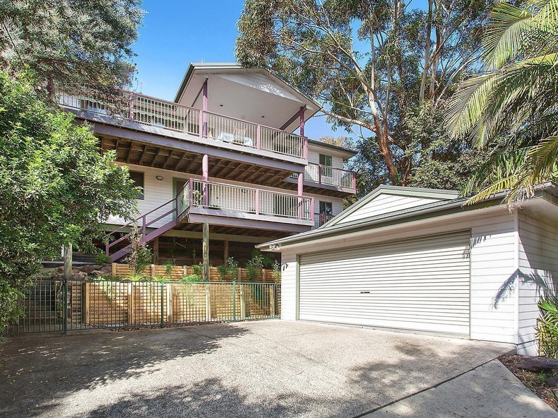 4 Peter Avenue, Forresters Beach NSW 2260