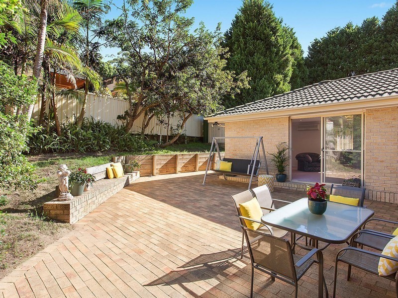 3 Mount Place, Green Point NSW 2251