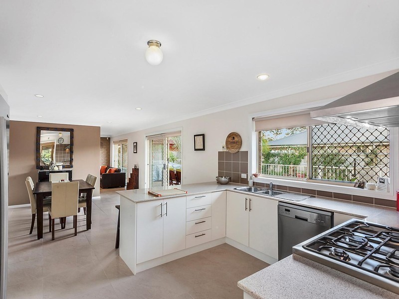 11 Bullock Road, Ourimbah NSW 2258