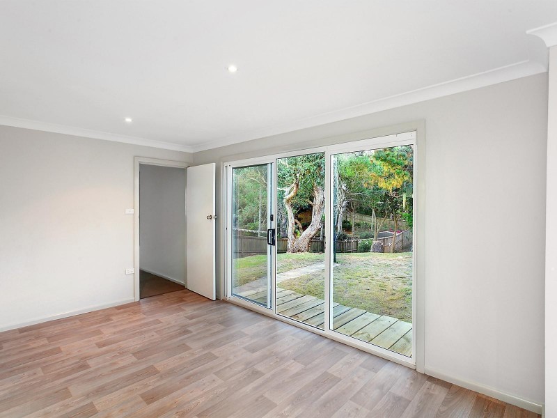 5 South Scenic Road, Forresters Beach NSW 2260