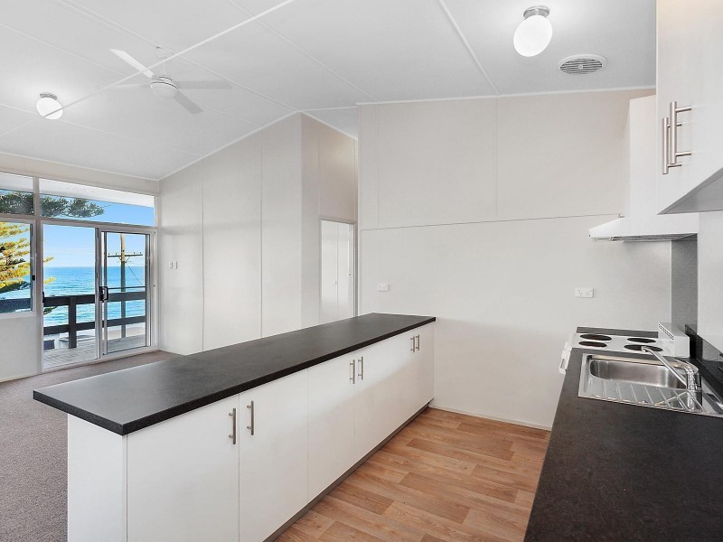 5 South Scenic Road, Forresters Beach NSW 2260