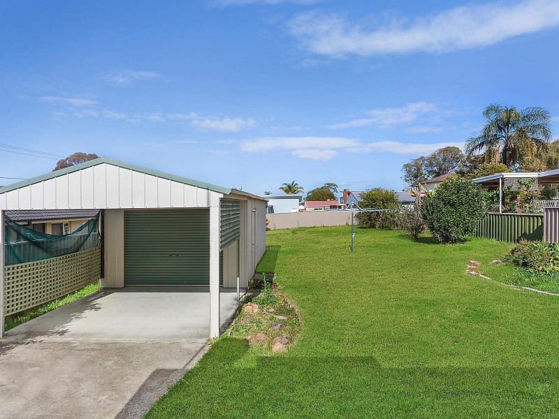 16a Manuka Parade, Gorokan NSW 2263