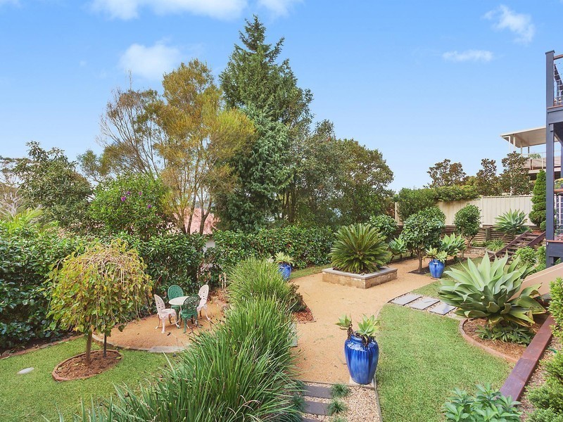 64 Robinia Parade, Springfield NSW 2250