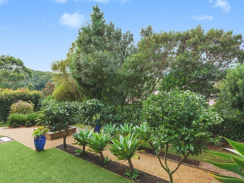 64 Robinia Parade, Springfield NSW 2250