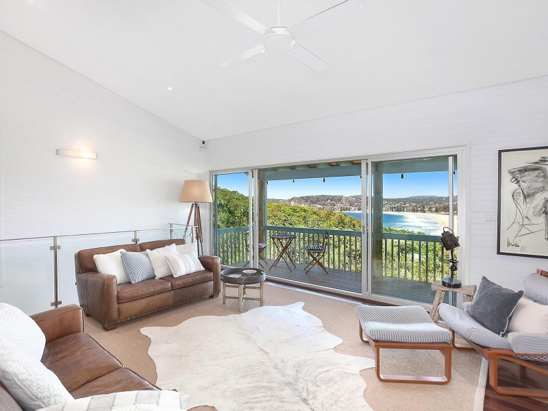 39 Coast Road, North Avoca NSW 2260