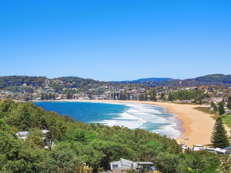 39 Coast Road, North Avoca NSW 2260