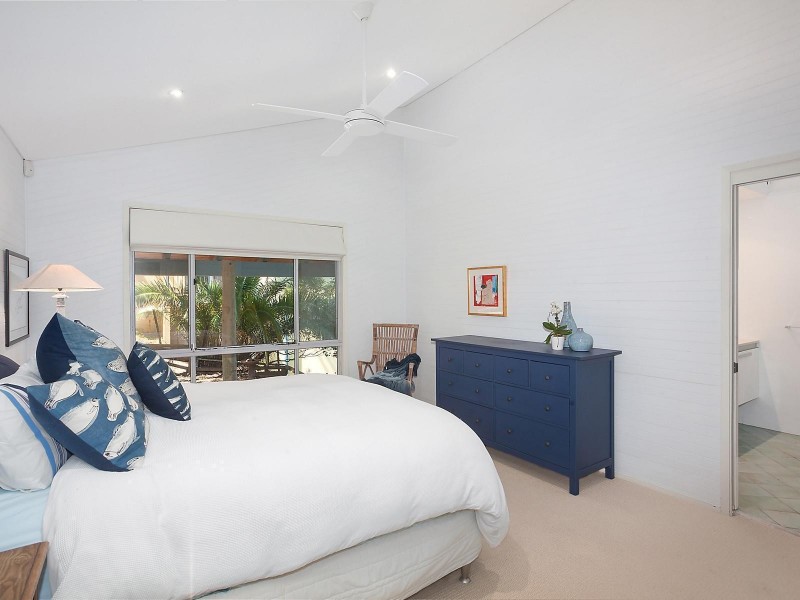 39 Coast Road, North Avoca NSW 2260