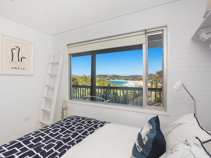 39 Coast Road, North Avoca NSW 2260