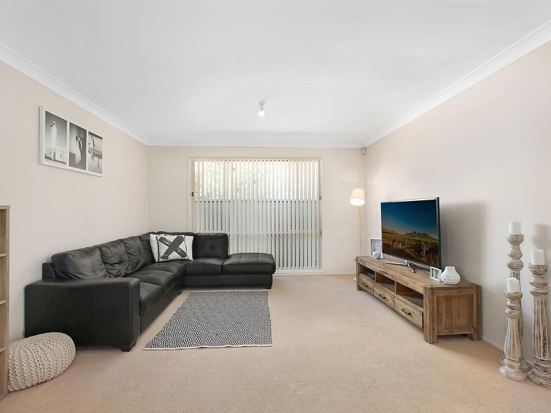 7 Pinehurst Way, Blue Haven NSW 2262