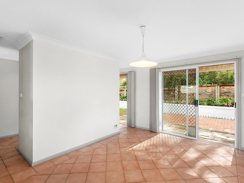 51 Platypus Road, Berkeley Vale NSW 2261