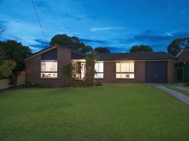 24 Macquarie Street, Bonnells Bay NSW 2264