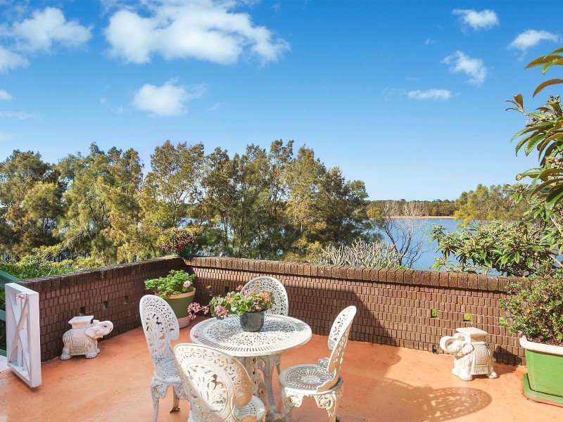 98 Blue Bell Drive, Wamberal NSW 2260