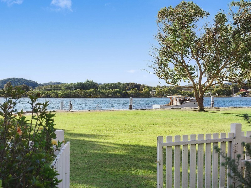 24 Shelly Beach Road, Empire Bay NSW 2257