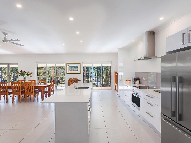 692 The Ridgeway Road, Matcham NSW 2250