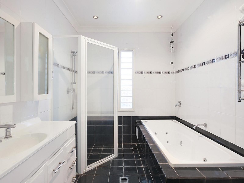 145 Scenic Drive, Budgewoi NSW 2262