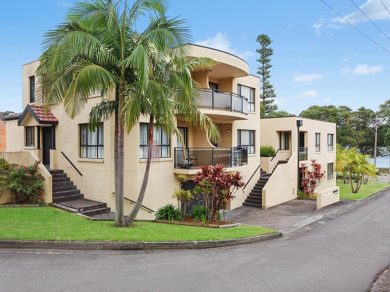 3/14 Lynn Avenue, Point Frederick NSW 2250