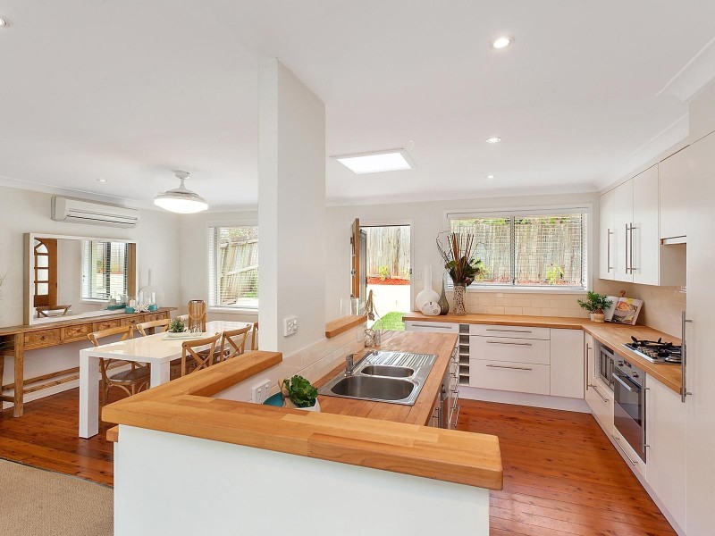 10 Moray Parade, Saratoga NSW 2251