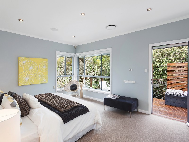 2 Florence Avenue, Point Frederick NSW 2250