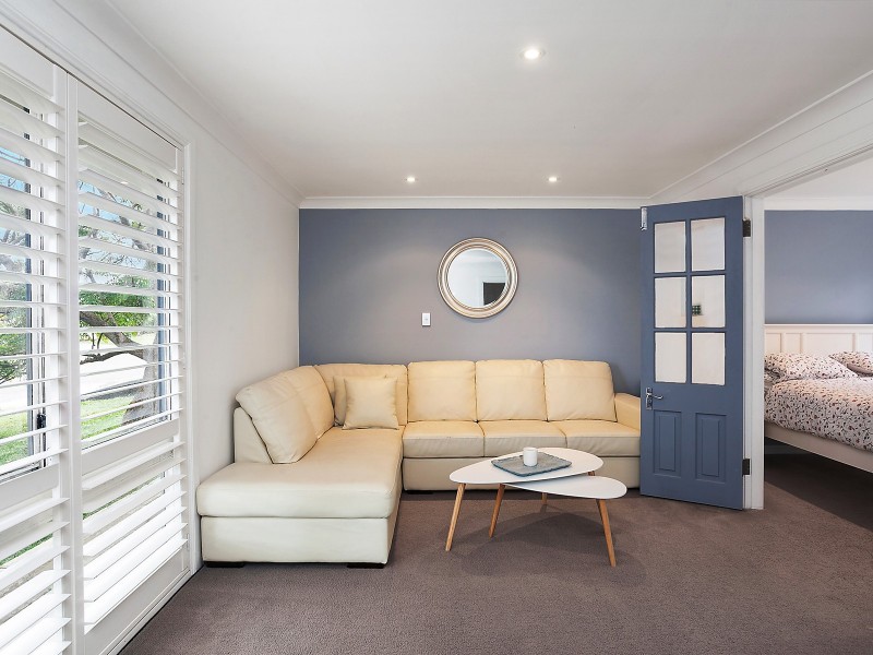 79 Lowanna Avenue, Forresters Beach NSW 2260