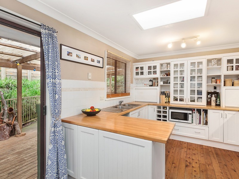 29 Francis Road, North Avoca NSW 2260