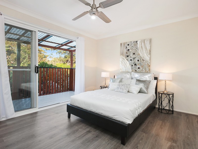 42 Elizabeth Bay Drive, Lake Munmorah NSW 2259