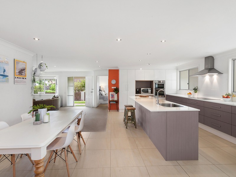 38 Old Gosford Road, Wamberal NSW 2260