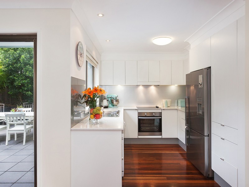 15 John Street, Forresters Beach NSW 2260