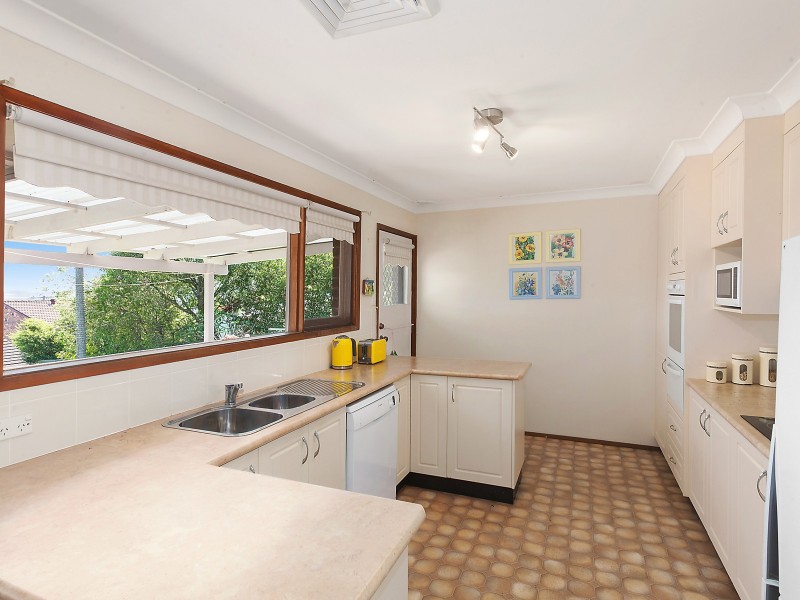 3 Hilltop Road, Wamberal NSW 2260