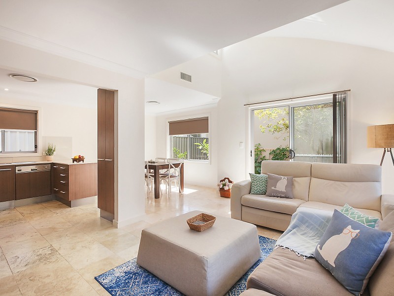 2/30 Booker Bay Road, Booker Bay NSW 2257