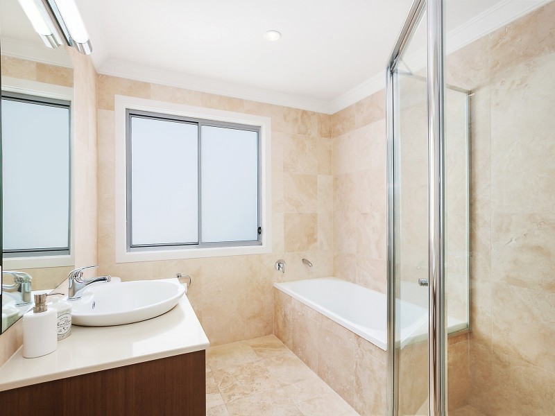 2/30 Booker Bay Road, Booker Bay NSW 2257