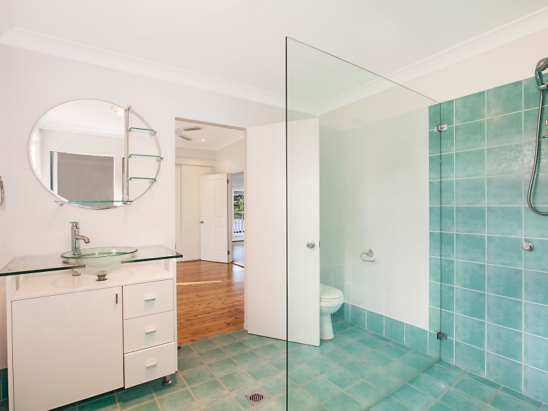 28 Hillcrest Road, Empire Bay NSW 2257