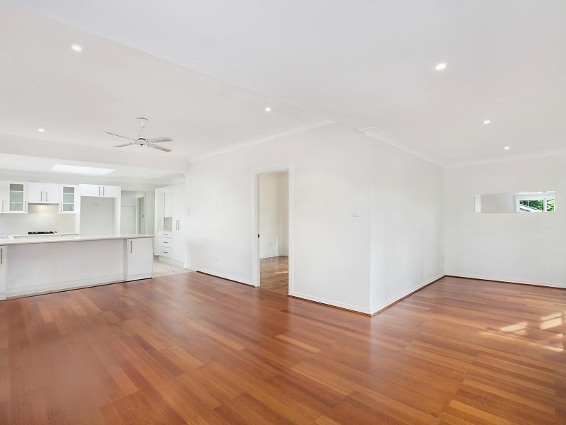 28 Hillcrest Road, Empire Bay NSW 2257