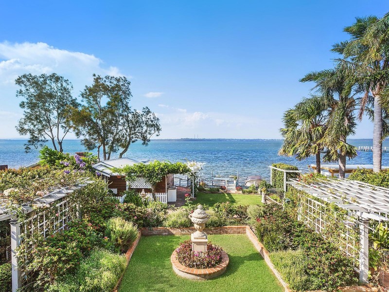 136 Main Road, Toukley NSW 2263