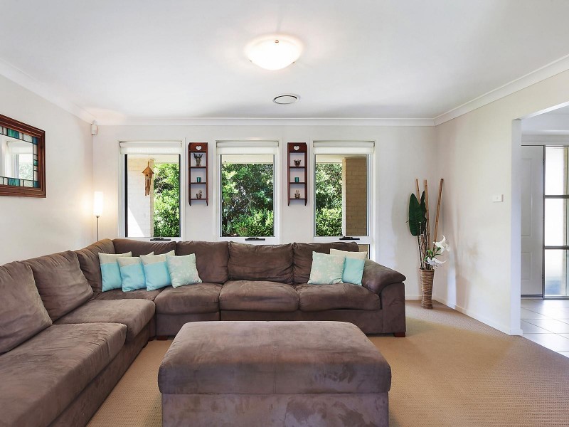 2 Sundew Close, Warnervale NSW 2259