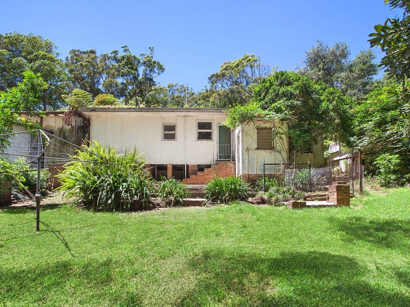 22 Bellevue Crescent, North Avoca NSW 2260